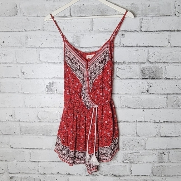 BAND of Gypsies Boho Romper - Picture 4 of 6